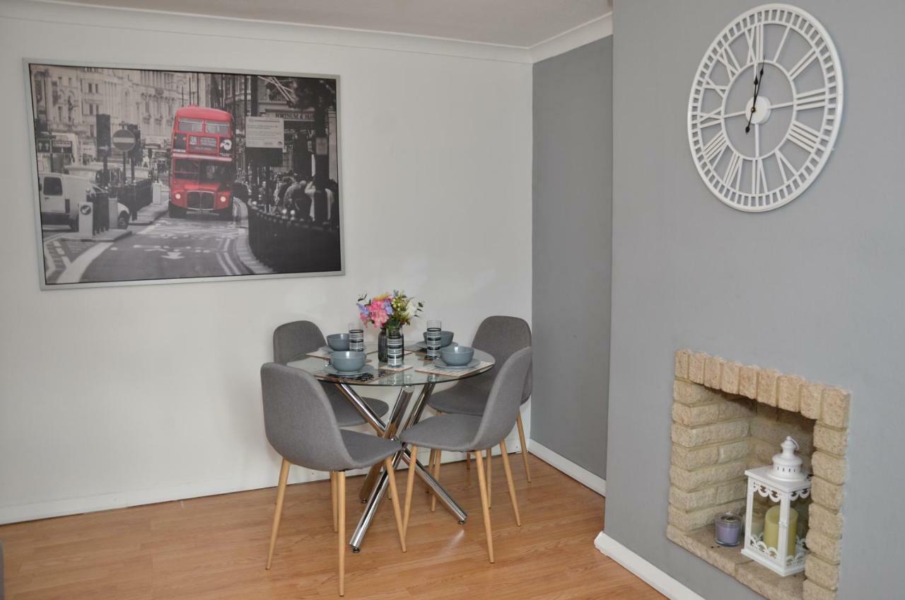 Croydon Apartment With Parking Londen Buitenkant foto